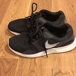 nike kaishi running sneakers